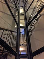 Instalación ascensor triangular